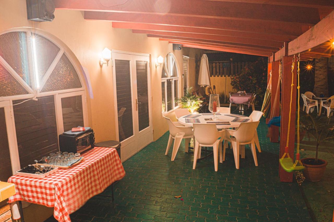 Courtesy Apartments Aruba Oranjestad Esterno foto